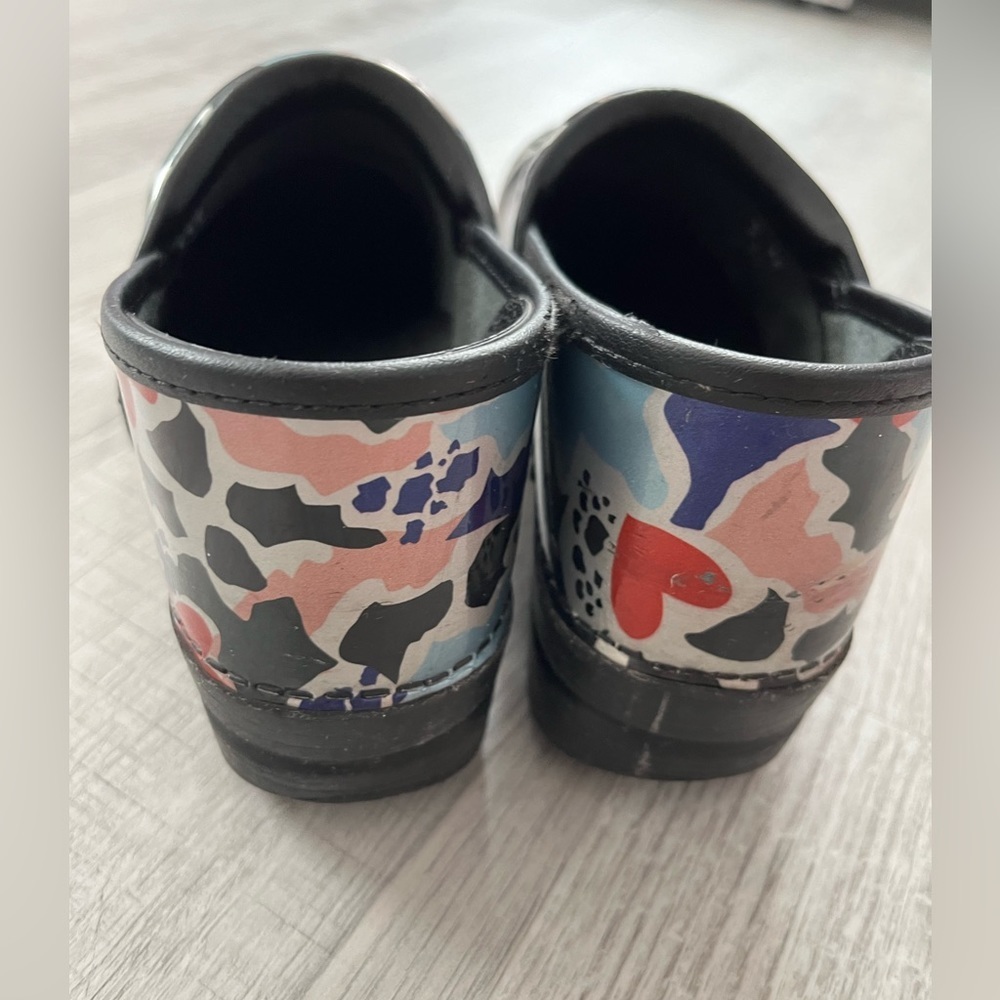 Dansko Professional Nursing Clogs size 40 - Picture 8 of 12